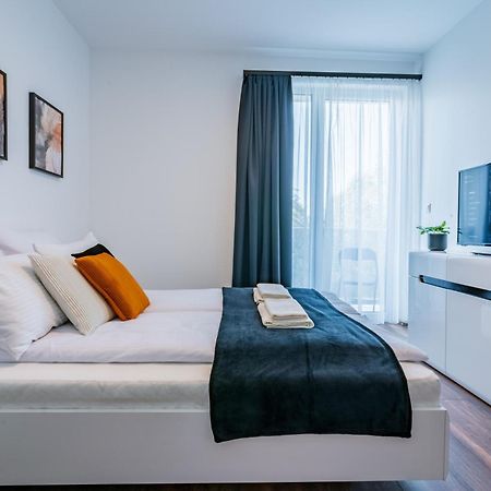 Fox Premium Apartment & Free Private Parking Budapest Luaran gambar