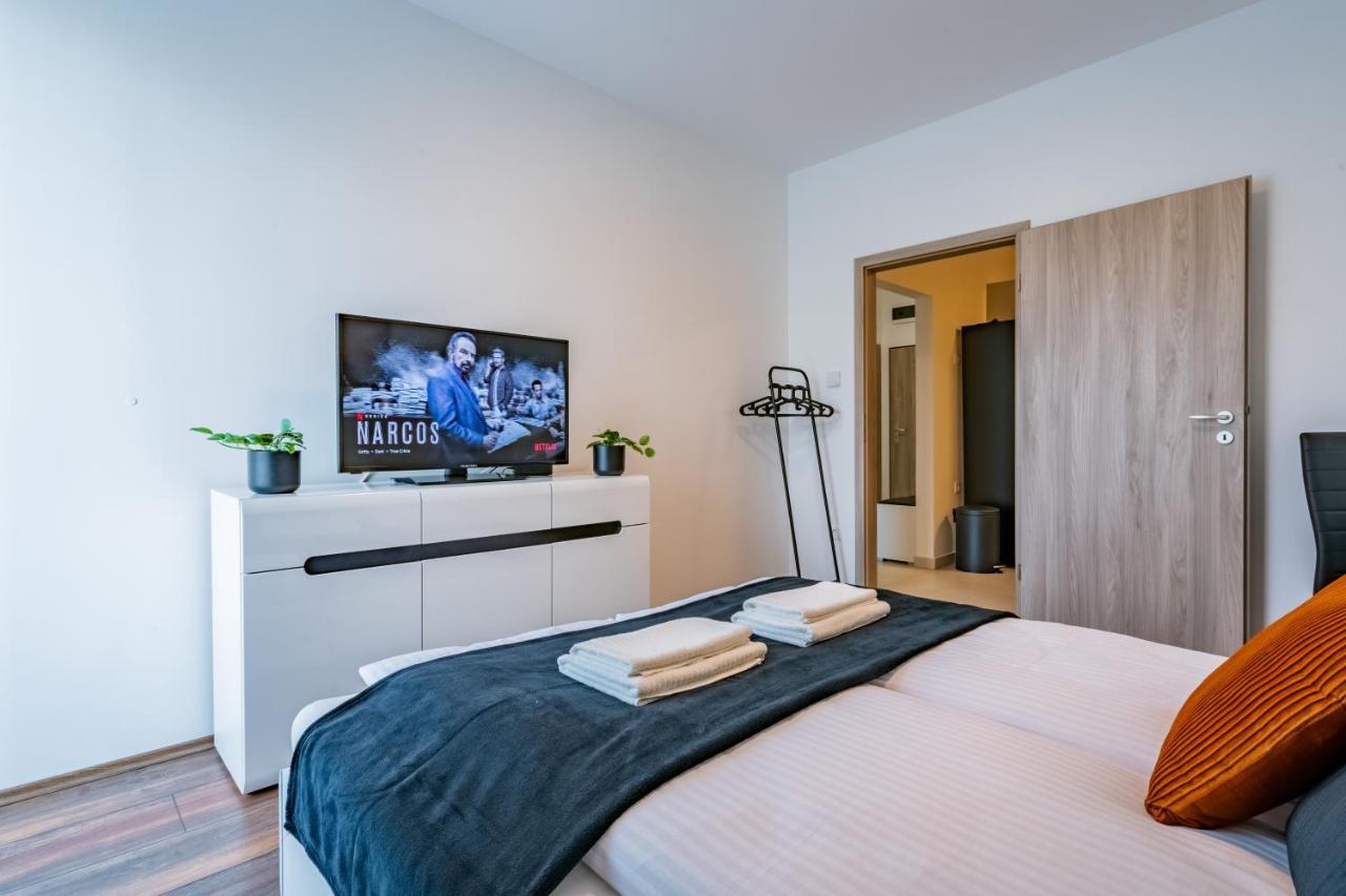 Fox Premium Apartment & Free Private Parking Budapest Luaran gambar